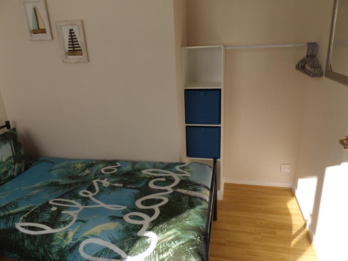 Family Guest Suite In Cheselbourne ドーチェスター エクステリア 写真
